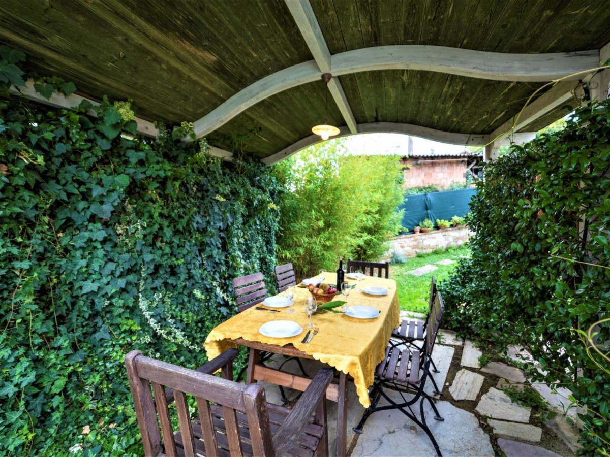 Holiday Home Rustico Cavernoso By Interhome กอลเลวัลเดลซา ภายนอก รูปภาพ